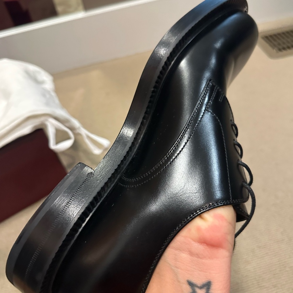 Gucci Black Leather Oxford Shoes - Picture 5 of 16